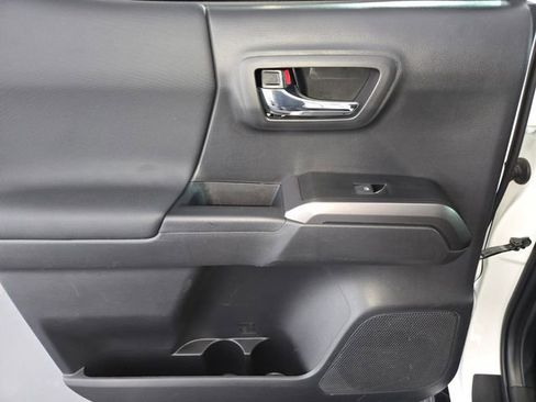 Used 2023 Toyota Tacoma TRD Sport w/ Advanced Technology Package AWD/4WD image 19