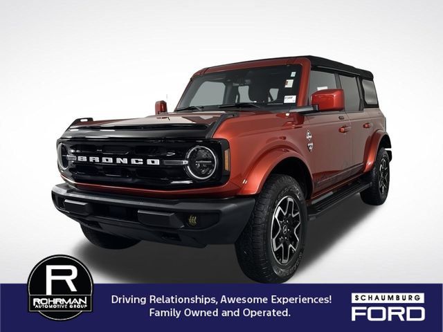 Used 2023 Ford Bronco Outer Banks AWD/4WD image 1
