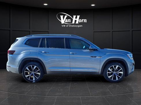 New 2026 Volkswagen Atlas SEL Premium R-Line image 2