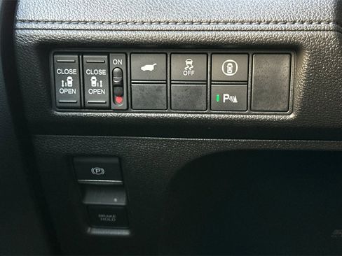 Certified 2023 Honda Odyssey Touring image 34