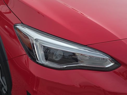 Used 2020 Subaru Crosstrek 2.0i Limited w/ Moonroof Package w/Navigation AWD/4WD image 9