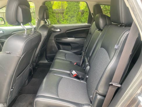 Used 2018 Dodge Journey Crossroad AWD/4WD image 16