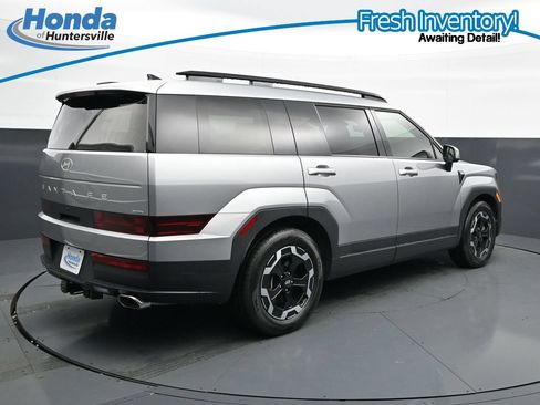 Used 2024 Hyundai Santa Fe SEL AWD/4WD image 10