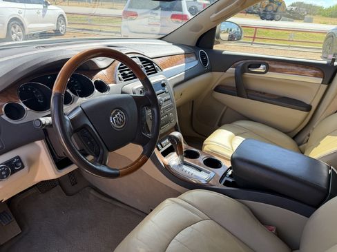 Used 2011 Buick Enclave CXL FWD image 14