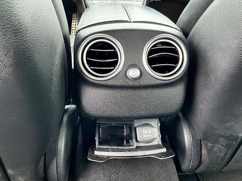 Used 2018 Mercedes-Benz C 63 AMG S image 33