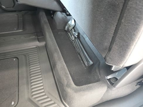 Used 2025 GMC Sierra 1500 AT4 w/ AT4 Premium Package image 30