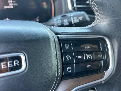 Used 2023 Jeep Grand Wagoneer Series II w/ Flexible Seating Group AWD/4WD image 13