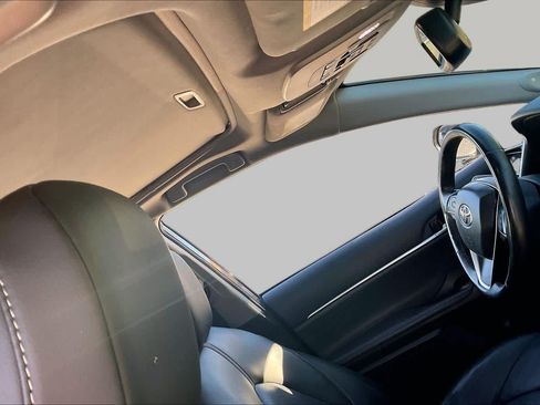 Used 2023 Toyota Camry XLE w/ Navigation Package FWD image 14