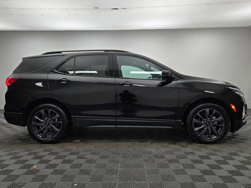 Used 2022 Chevrolet Equinox RS image 9