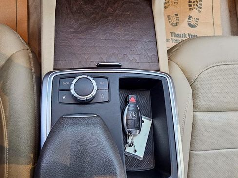 Used 2015 Mercedes-Benz ML 350 2WD w/ Premium 1 Package image 36