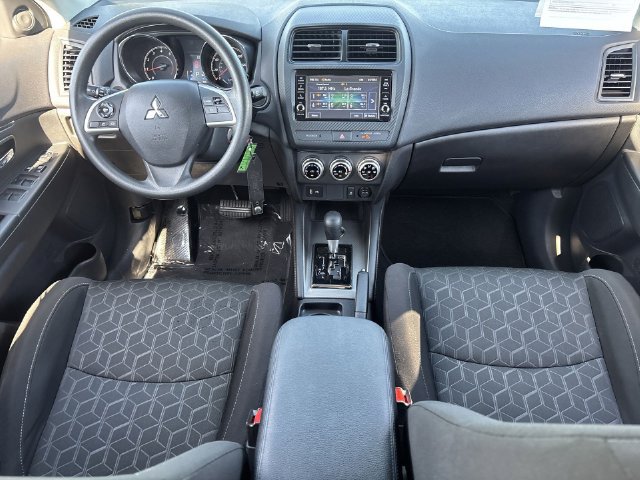 Used 2025 Mitsubishi Outlander Sport ES AWD/4WD image 11