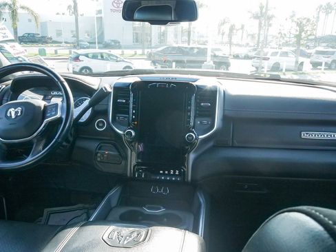 Used 2020 RAM 2500 Laramie w/ Night Edition image 12