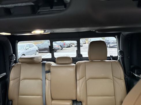 Used 2021 Jeep Gladiator Rubicon image 11