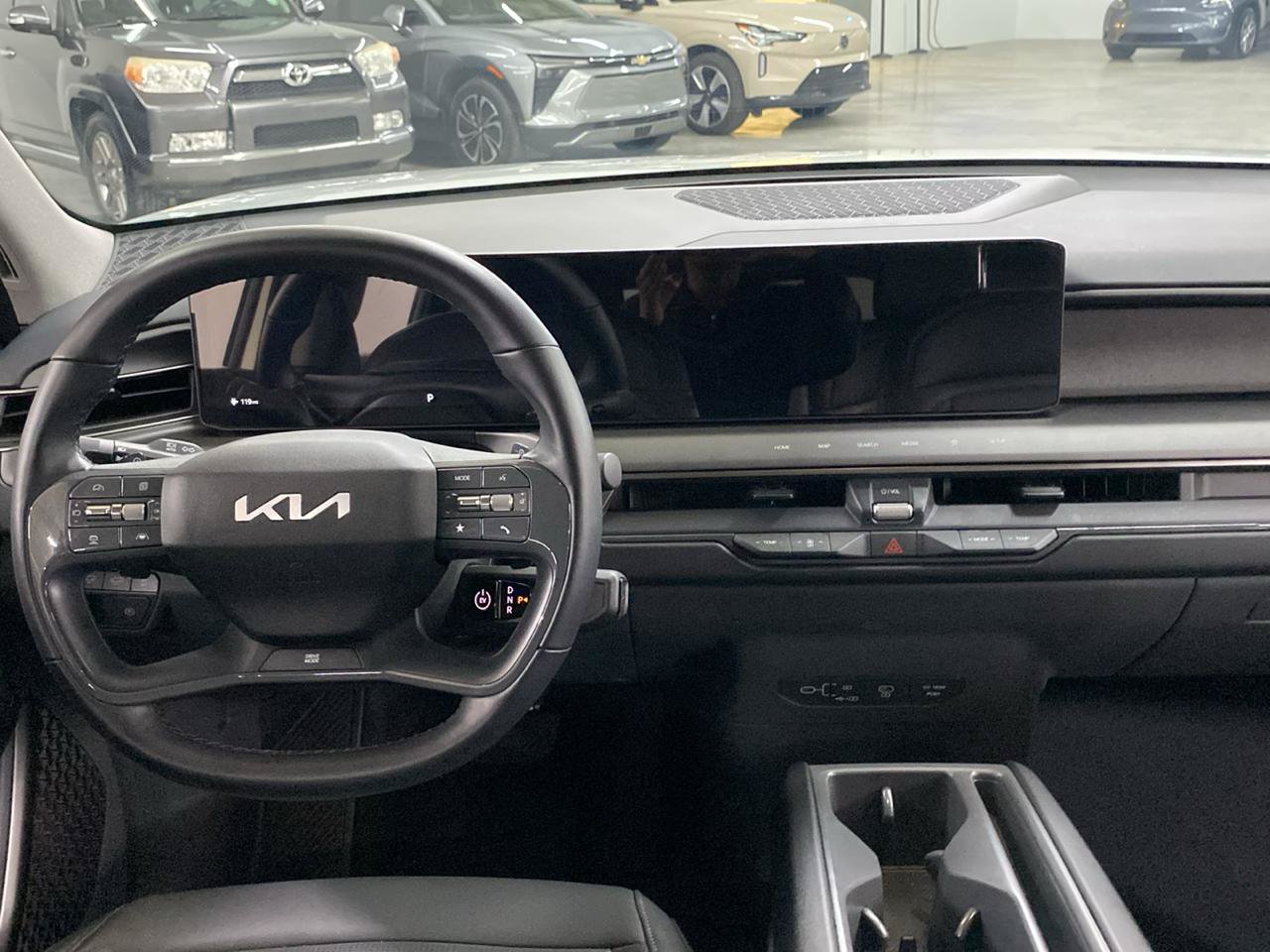 Used 2026 Kia EV9 Light RWD image 19