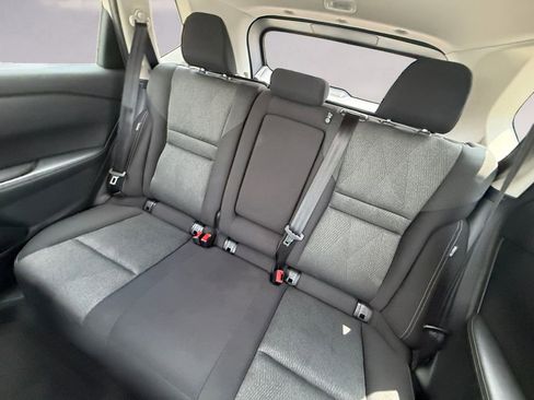 Used 2024 Nissan Rogue SV FWD image 16