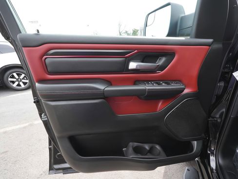 Used 2025 RAM 1500 Rebel image 9