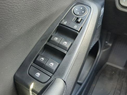 New 2026 Kia Seltos SX w/ SX Sunroof Package image 18