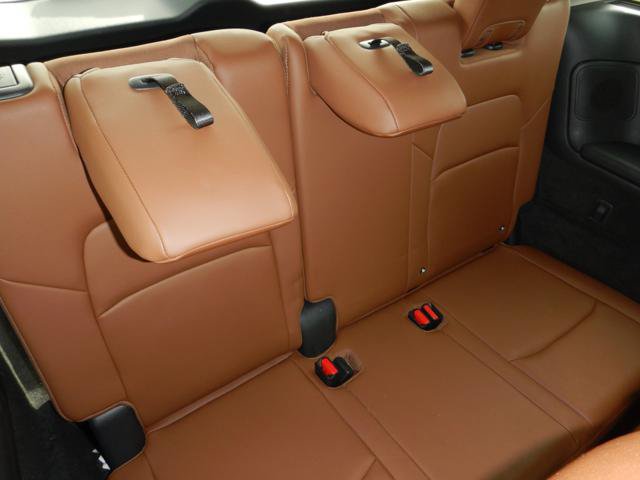 Used 2024 Nissan Pathfinder Platinum AWD/4WD image 18