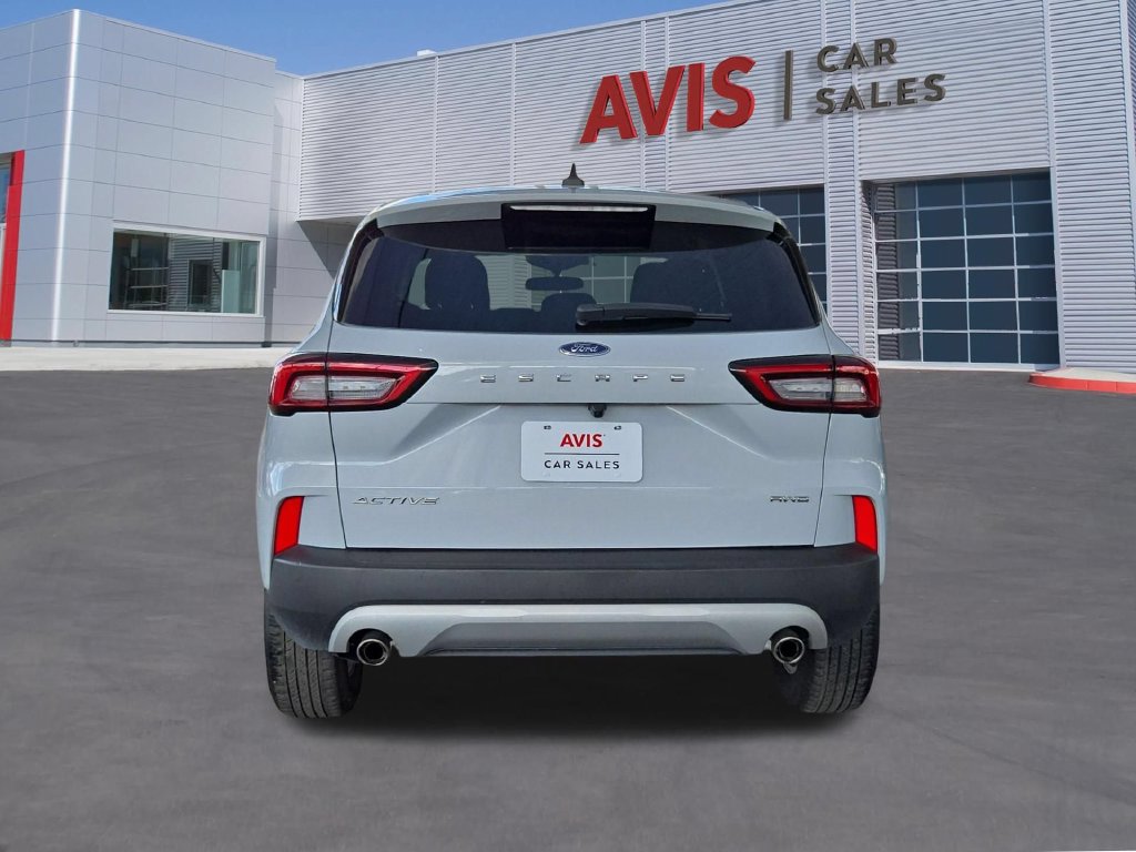 Used 2025 Ford Escape Active AWD/4WD image 6