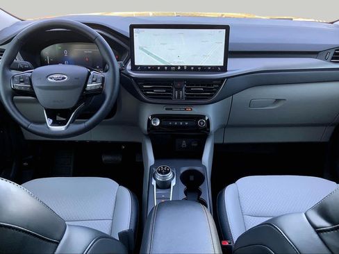 Used 2025 Ford Escape SE FWD image 31