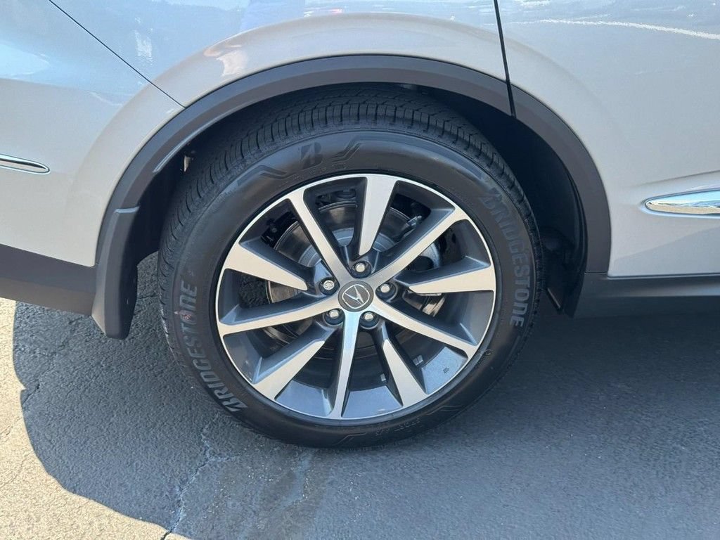 Certified 2026 Acura MDX w/ Technology Package AWD/4WD image 9