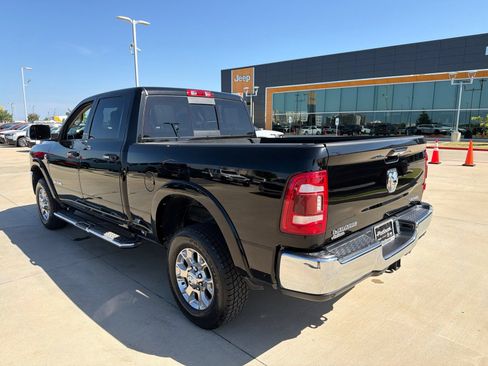 Used 2022 RAM 2500 Laramie AWD/4WD image 3