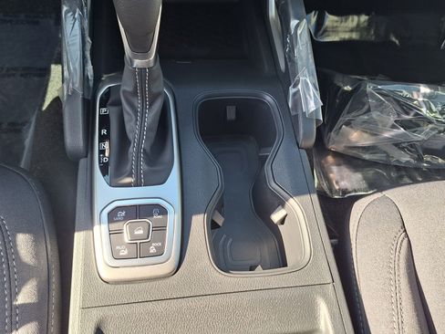 New 2026 Nissan Frontier SV AWD/4WD image 11