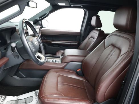 Used 2023 Ford Expedition Max Limited image 18