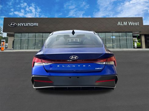 New 2026 Hyundai Elantra Limited image 6
