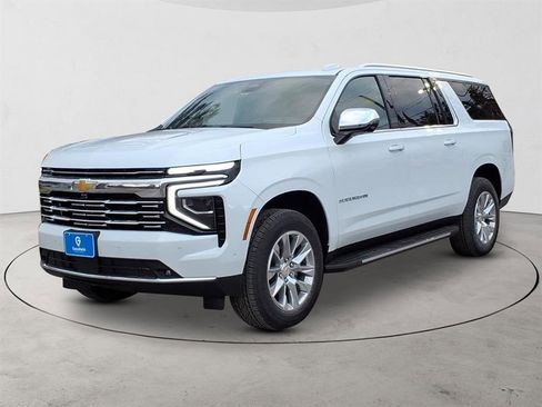 New 2026 Chevrolet Suburban Premier image 1