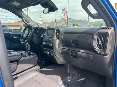 Used 2024 Chevrolet Silverado 1500 Custom Trail Boss AWD/4WD image 29