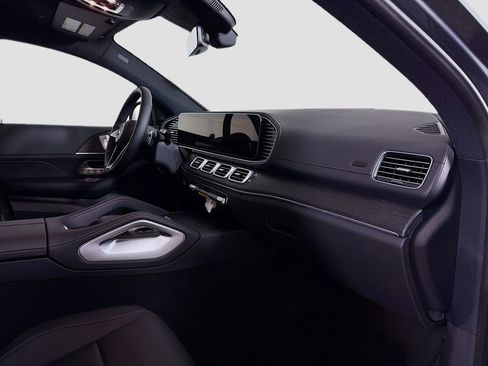 New 2026 Mercedes-Benz GLE 450 4MATIC Coupe image 32