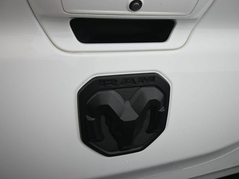 Used 2021 RAM 1500 Big Horn image 16