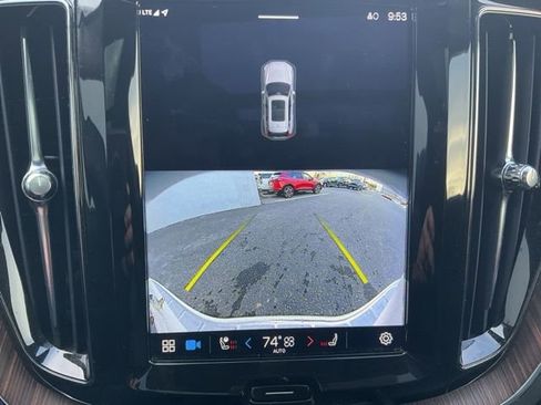 Used 2022 Volvo XC60 T8 Inscription Expression w/ Advanced Package image 14