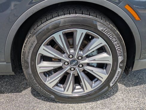 Used 2020 Lincoln Corsair Reserve w/ Elements Package FWD image 8