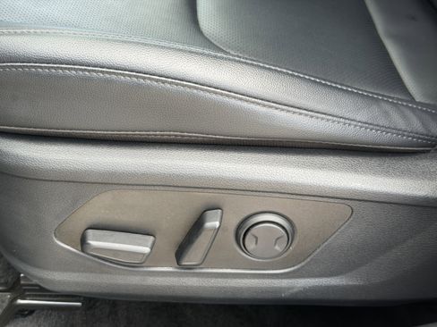 Certified 2024 Kia Sportage EX image 20