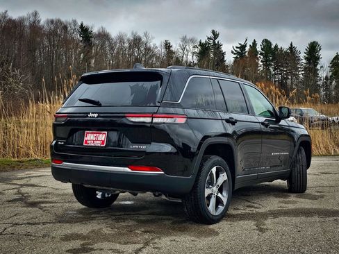 New 2026 Jeep Grand Cherokee Limited image 3