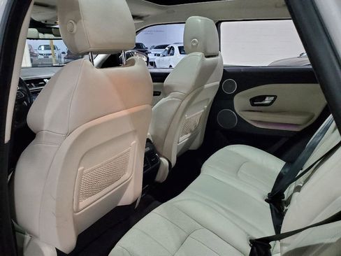 Used 2017 Land Rover Range Rover Evoque HSE image 28