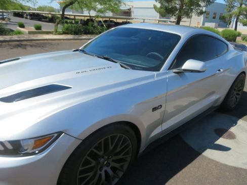 Used 2016 Ford Mustang GT w/ GT Performance Package image 8