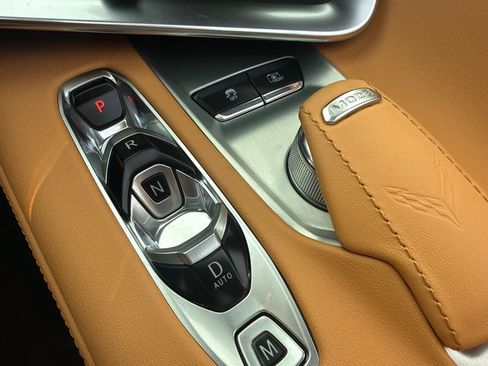 Used 2025 Chevrolet Corvette Stingray Preferred Conv RWD image 19
