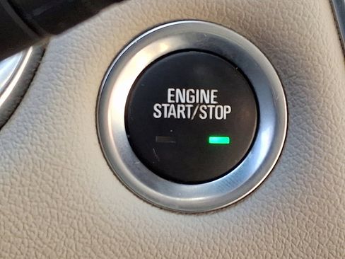 Used 2023 Chevrolet Traverse LT w/ LPO, Floor Liner Package image 26