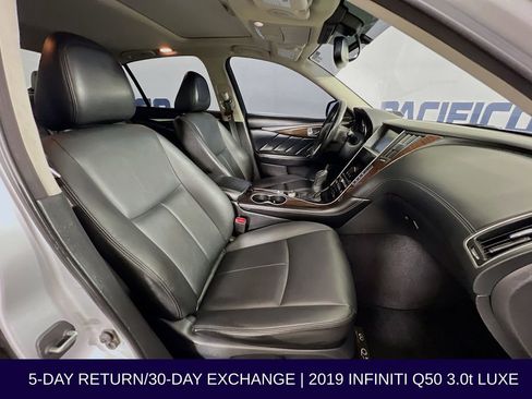 Used 2019 INFINITI Q50 Luxe w/ Essential Package (3.0T Luxe) AWD/4WD image 32