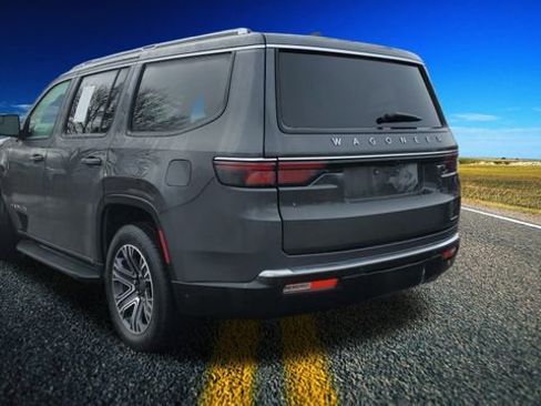 Certified 2024 Jeep Wagoneer Series II w/ Convenience Group I image 31