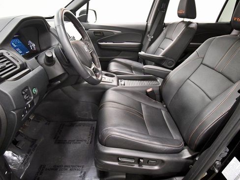 Certified 2023 Honda Passport TrailSport image 14