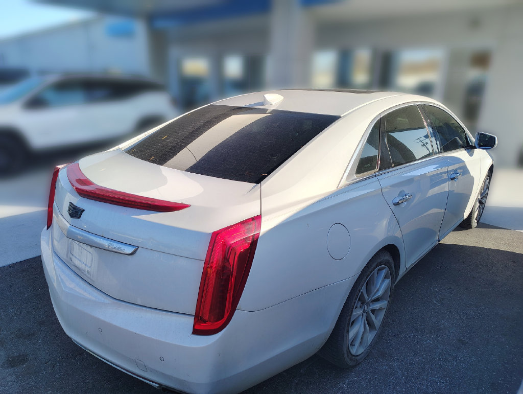 Used 2016 Cadillac XTS Luxury w/ Driver Awareness Package FWD image 4