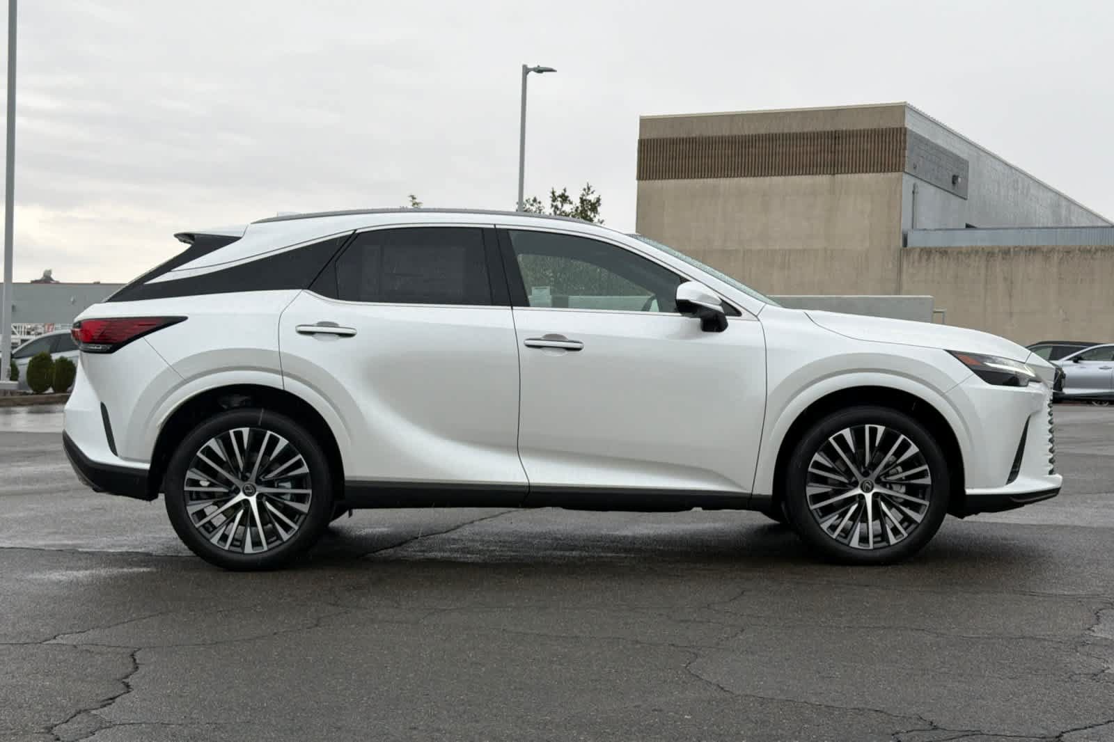 New 2026 Lexus RX 350 Premium Plus w/ Accessory Package (2T) FWD image 6