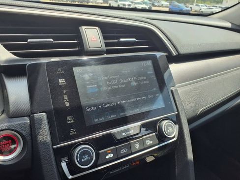 Used 2018 Honda Civic EX image 19