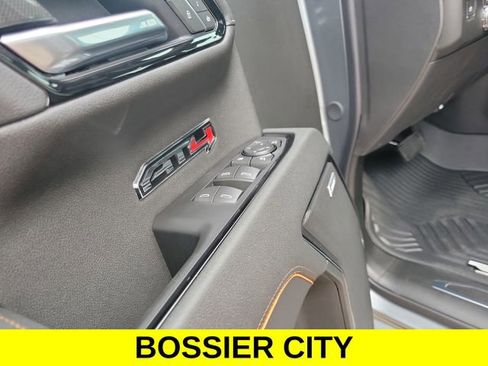 New 2026 GMC Sierra 1500 AT4 w/ AT4 Premium Package AWD/4WD image 12