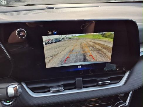 Used 2025 Chevrolet Equinox LT FWD image 48