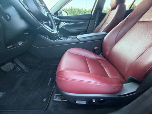Used 2023 MAZDA MAZDA3 s FWD image 17